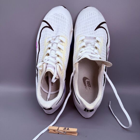 Nike Air Zoom Pegasus 37 Men\'s 12.5 White Mesh Athletic Sneakers Lace-Up Comfort main image 4